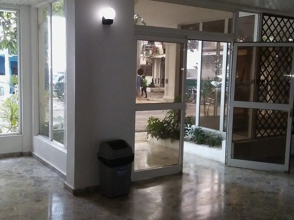 Hotel Costa Linda Beach בוקה צ'יקה 3*,  הרפובליקה הדומיניקנית